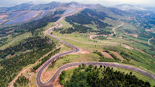 安丘小麦峪旅游道路